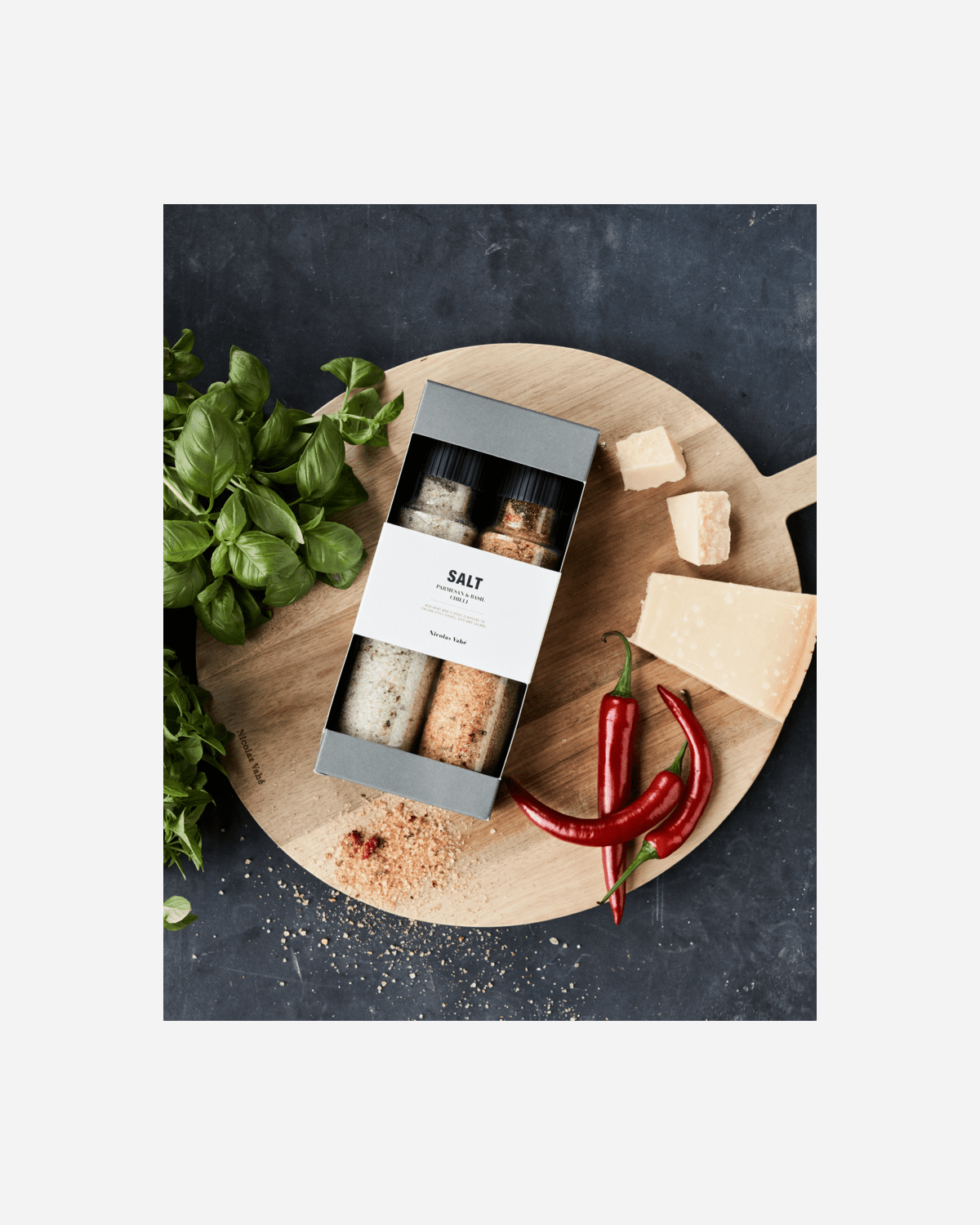 Gift box, Nicolas Vahé Parmesan & Basil salt & Chilli salt