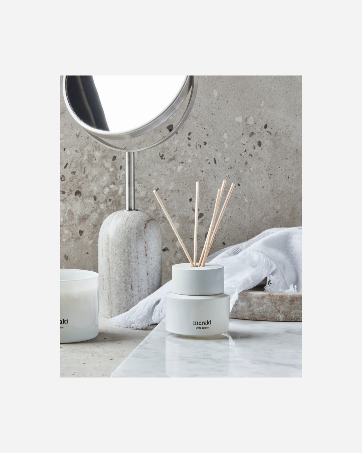 Diffuser, White garden, White